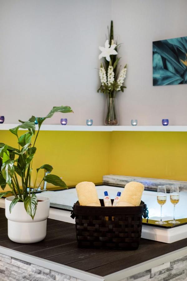 Downtown Luxury Jacuzzi Budapeste